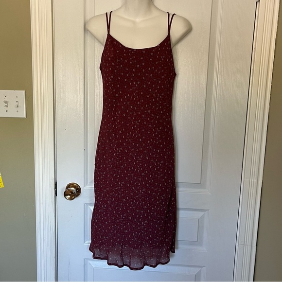 Cirana Los Angeles Elegant Burgundy Spaghetti Strap Dress Medium - Picture 9 of 11